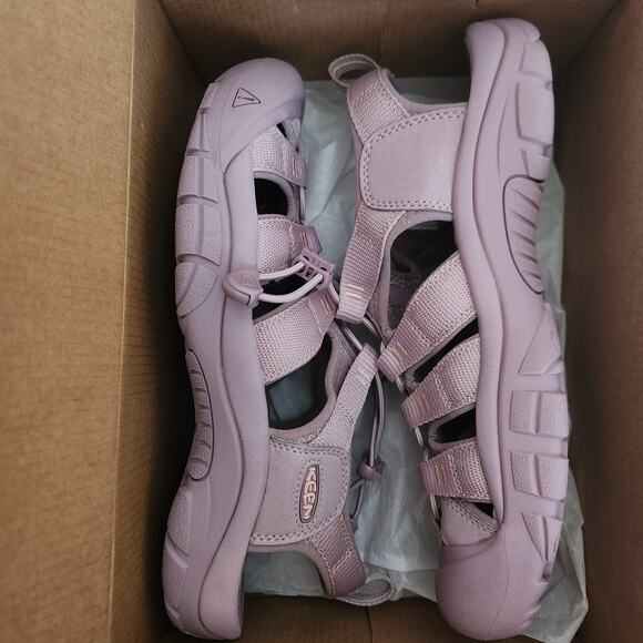 KEEN Women's Newport H2 Closed Toe Water Sandals size 10.5 - Picture 9 of 10